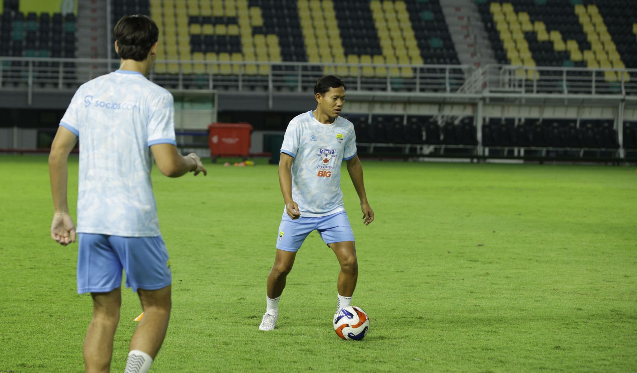 Jelang Lawan Persebaya, Adam Alis Optimis