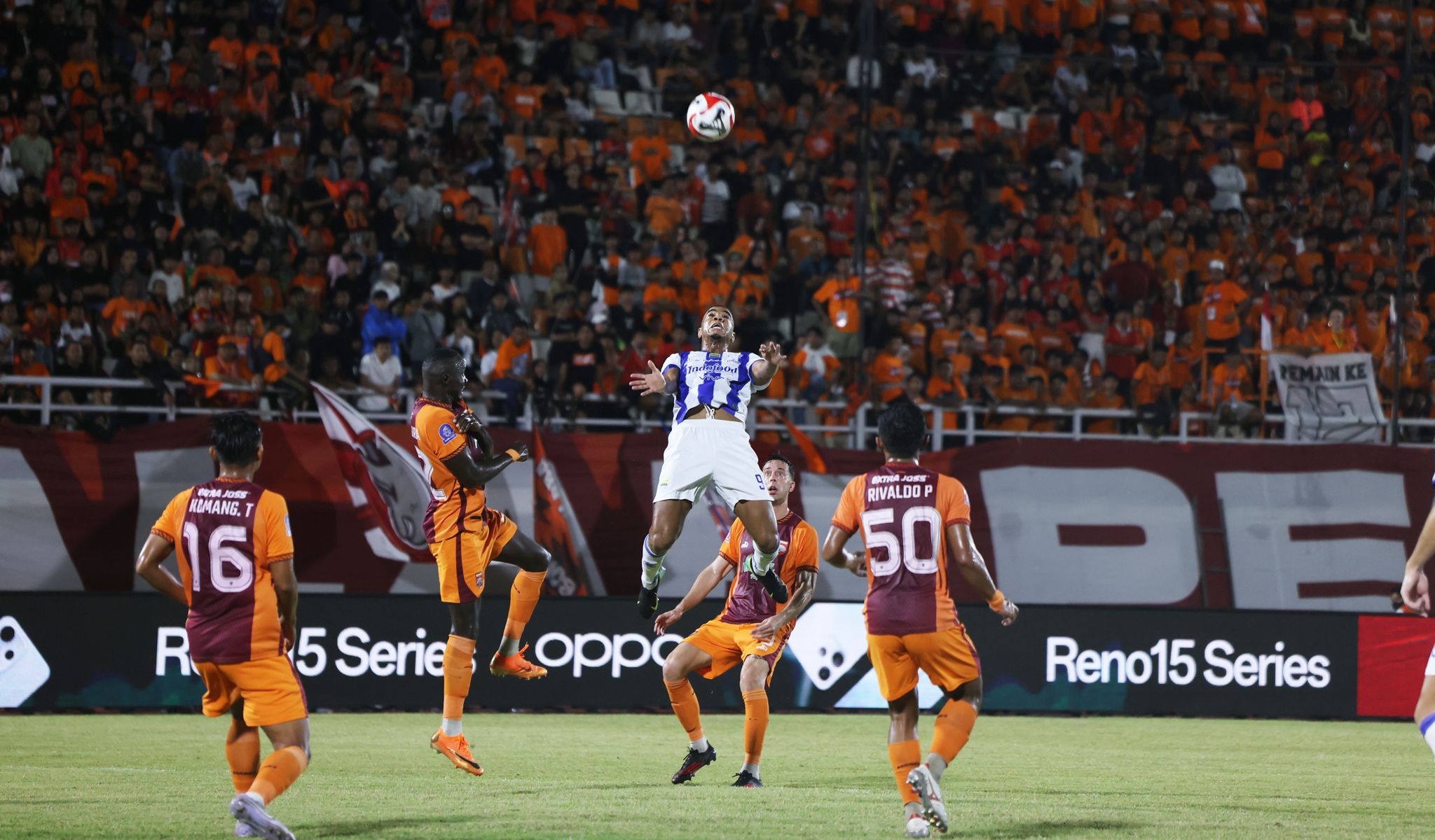 Review: Ditahan Borneo FC, PERSIB Tetap Unggul 4 Poin