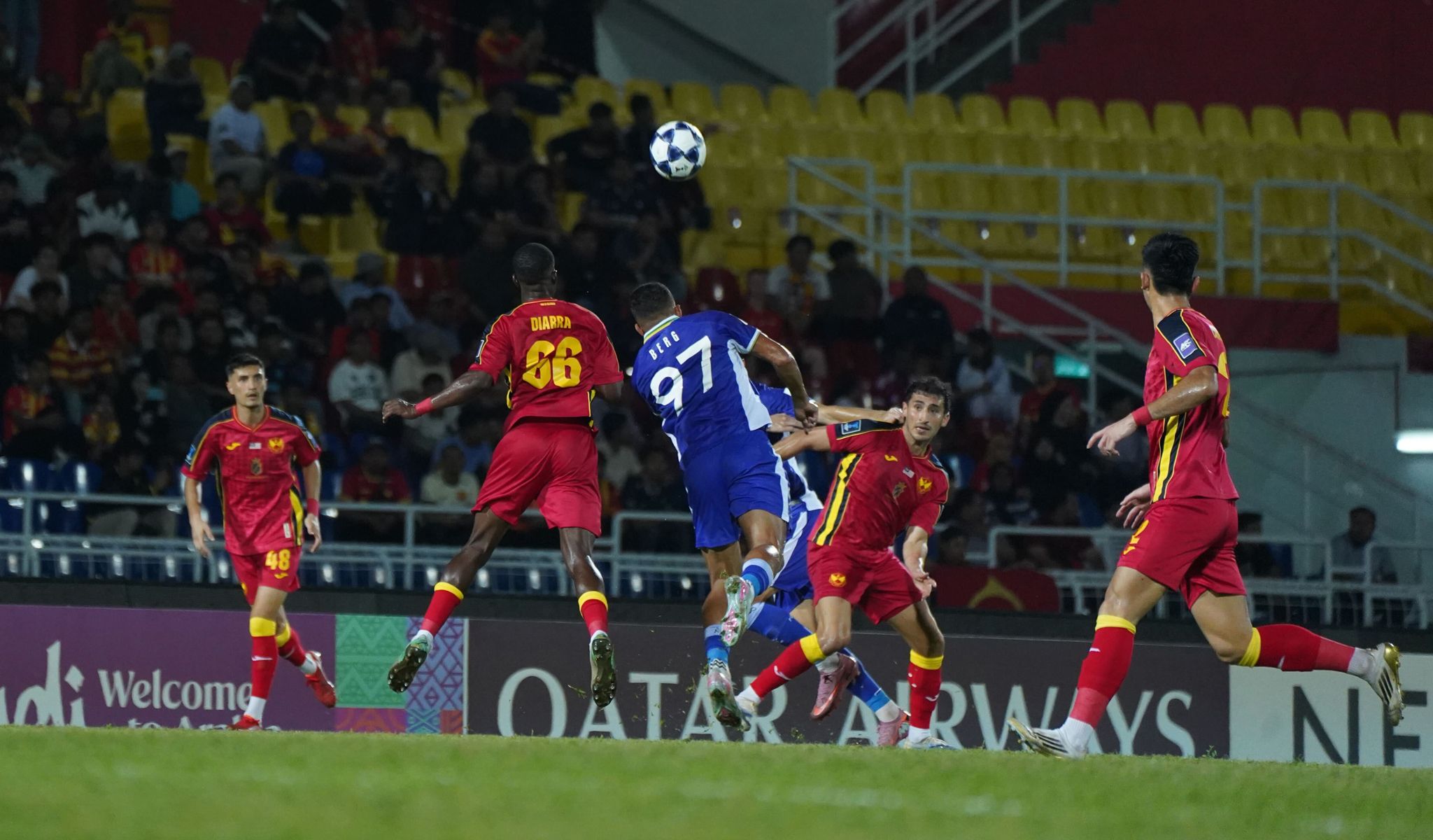 PERSIB Tertinggal Dua Gol di Babak Pertama