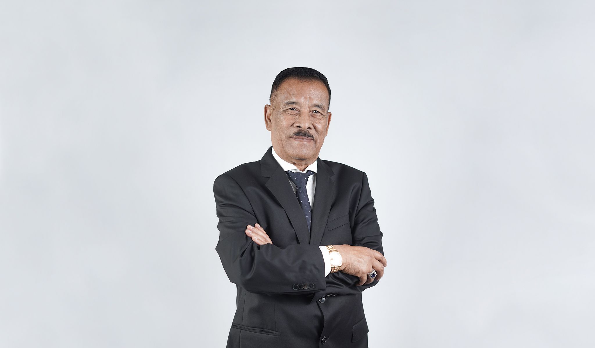 Manajer PERSIB Dapat Penghargaan