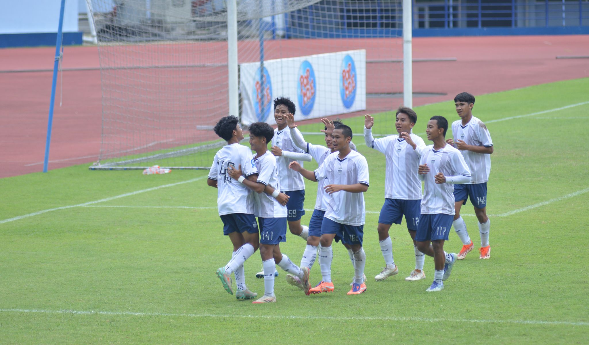 PERSIB U18 Sapu Bersih Kemenangan dari Borneo FC