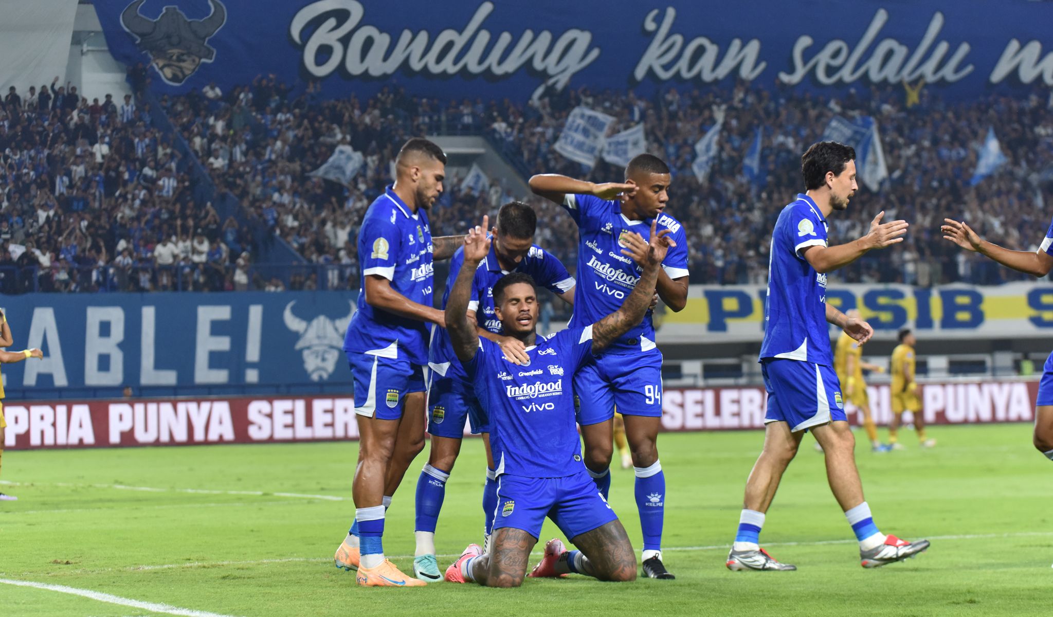 Review: PERSIB Naik ke Peringkat 2