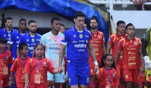 Lawan PSM, PERSIB Tanpa Tiga Sosok Penting