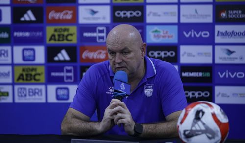 PERSIB Maksimalkan Celah di Lini Belakang Persik