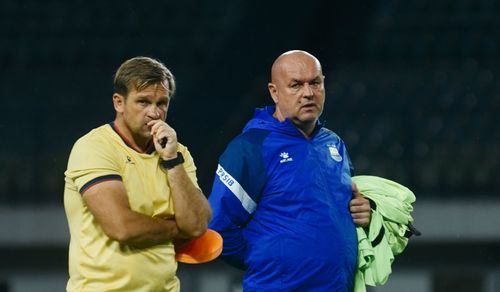 Hodak Ajak Bobotoh Berteriak Bersama dari Tribun