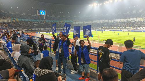 Lebih dari 4,8 Ton Sampah Dikelola pada Laga PERSIB vs PSBS di GBLA
