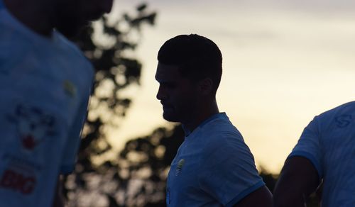 Lama Menepi, Julio Cesar Kembali Jadi Starter