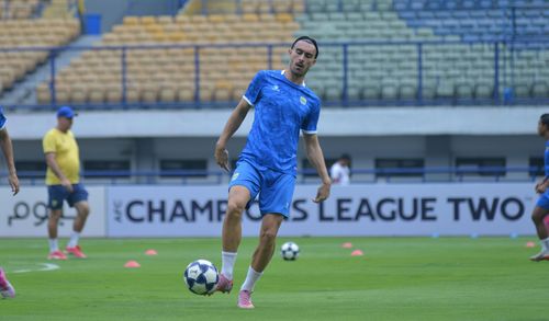 Kabar Baik, Jung dan Adam Alis Pulih