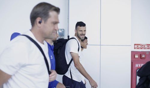 Kurzawa Absen, Haye Gabung di Surabaya 