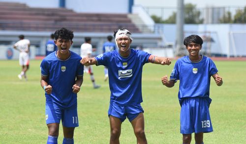 Kalahkan Persis Solo, PERSIB U18 Amankan Puncak 