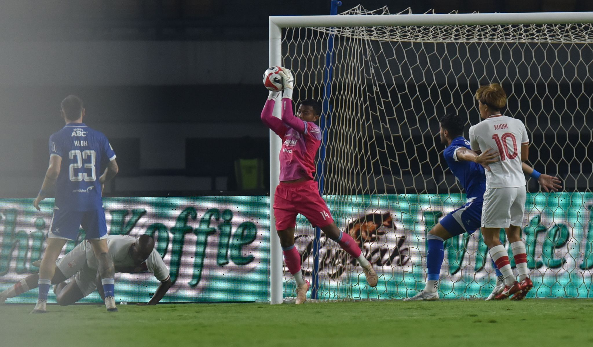 Ciptakan "Oktober Nirbobol", Teja Tak Mau Jemawa